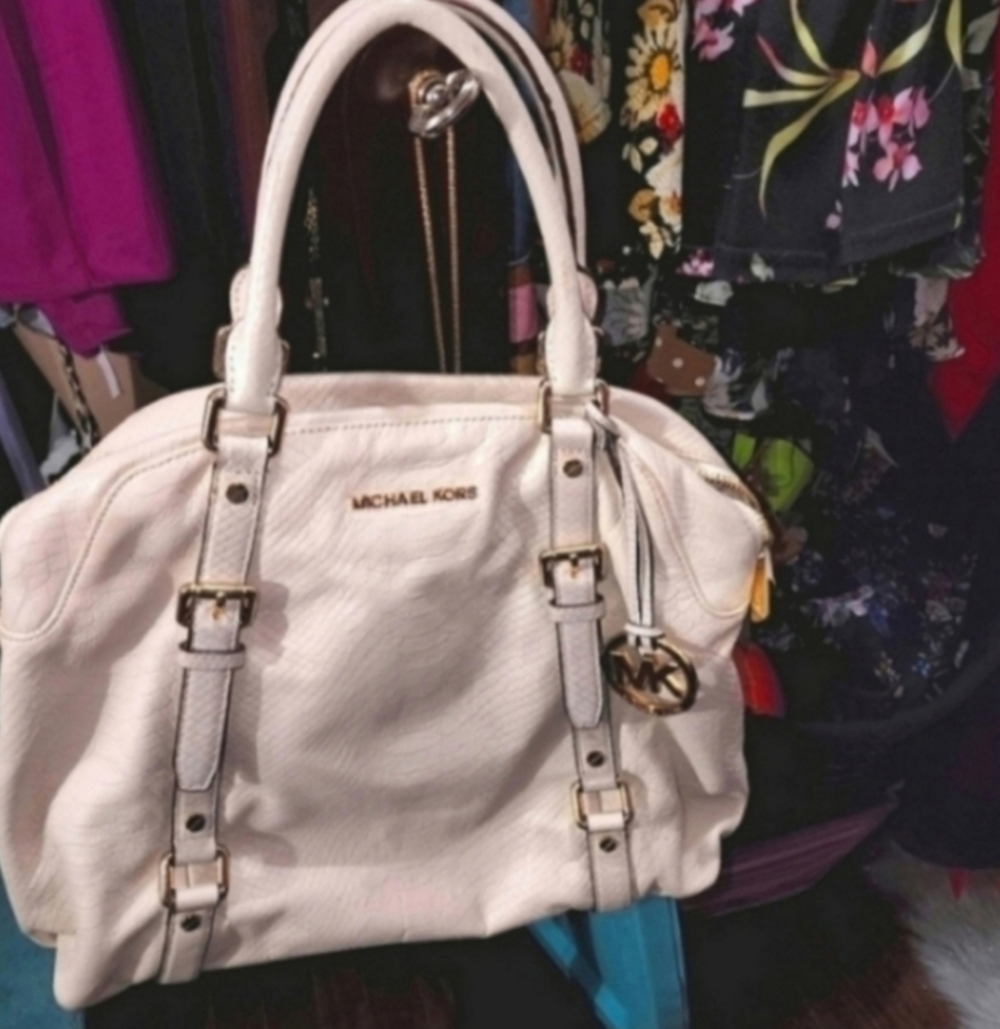 Michael Kors Beige Python Embossed Leather Bedfor… - image 4